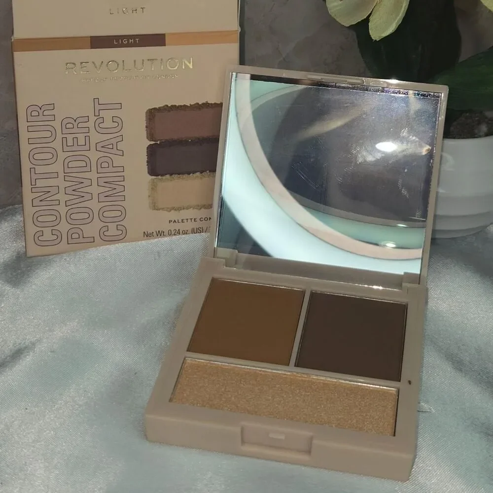 Revolution Light Makeup Bundle